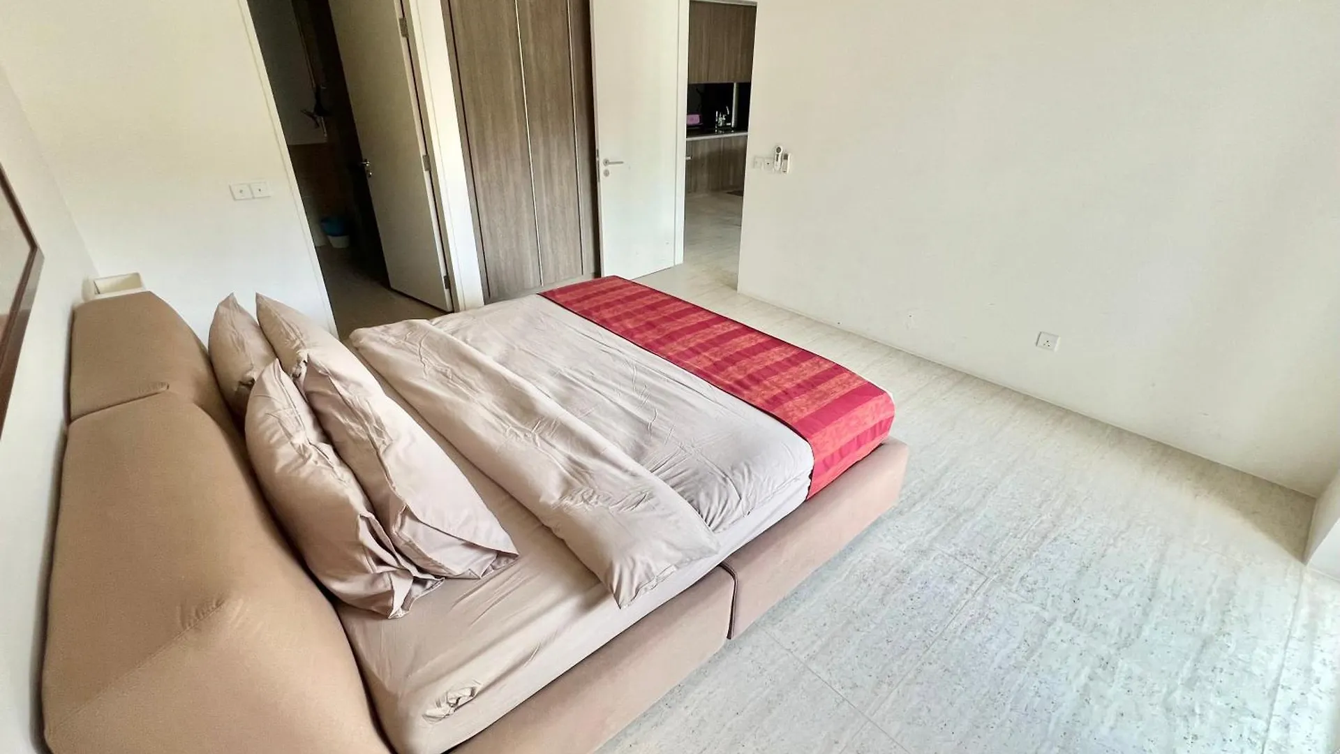 By The Sea, Penang Apartment Batu Ferringhi Malaysia