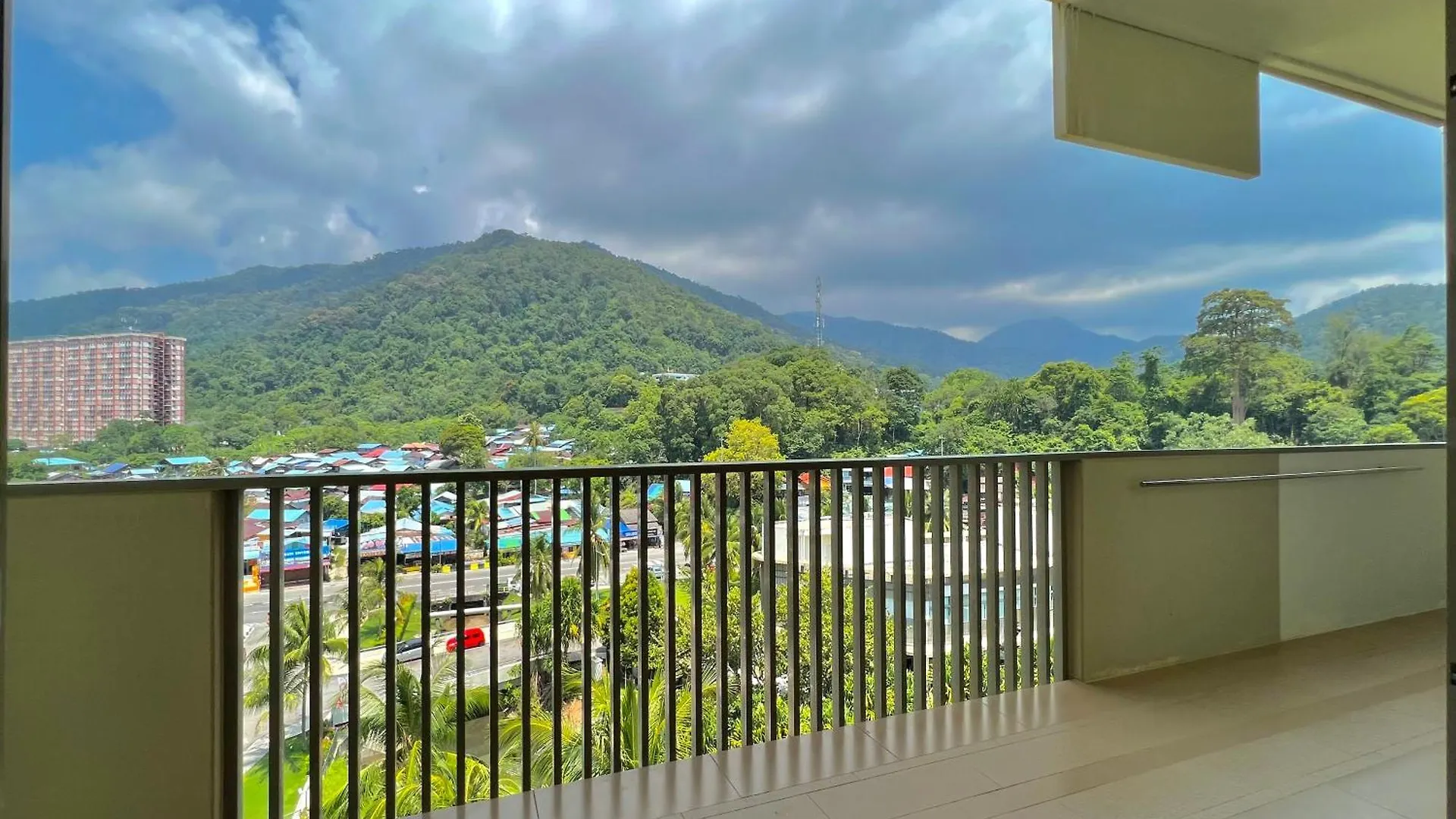 By The Sea, Penang Apartment Batu Ferringhi